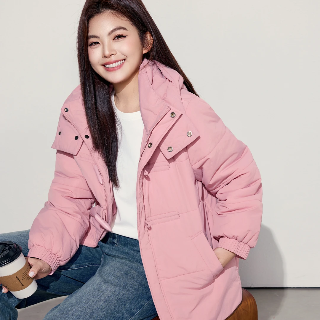 【空气棉】MsShe大码女装2025冬盘扣加厚保暖立领连帽棉服E2511040