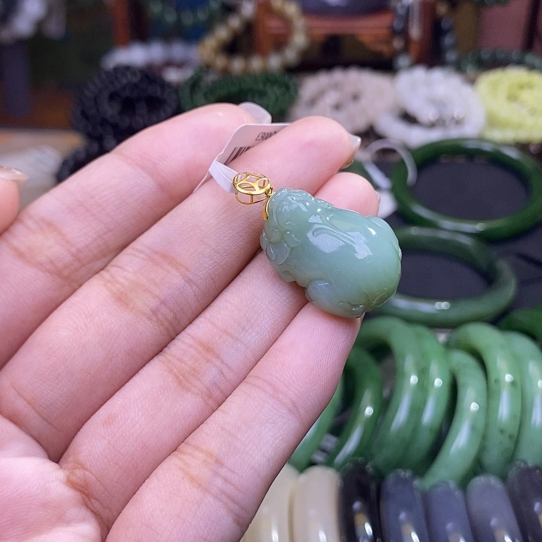 和田玉未镶嵌颈饰碧玉粉青戒指貔貅