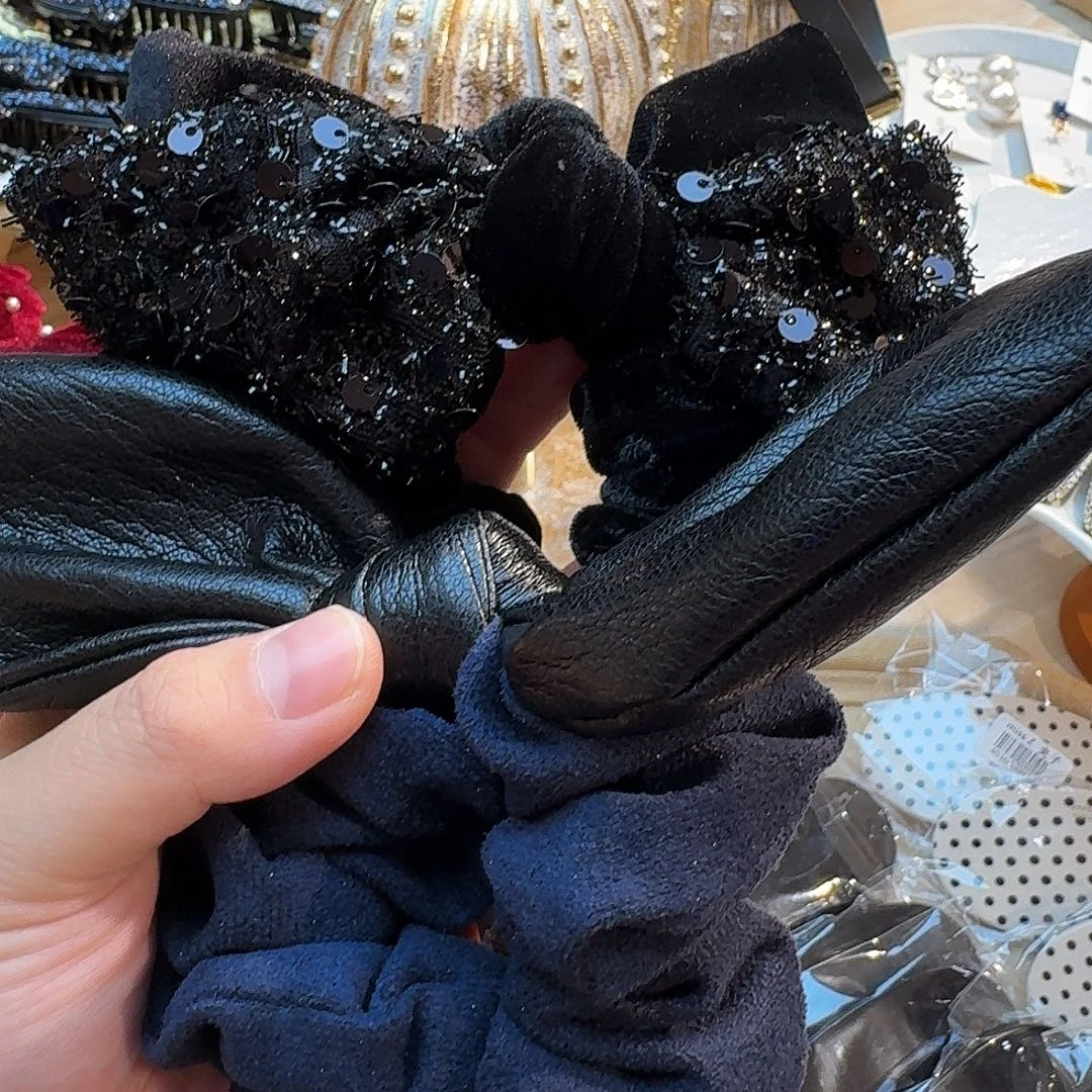 非金属两个兔耳朵