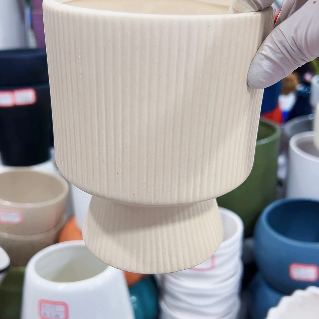 有孔，外贸尾单陶瓷花盆凑单10米包邮