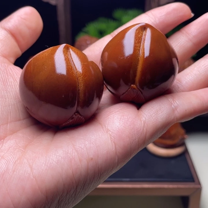 把件橄榄核寿桃手球3.5