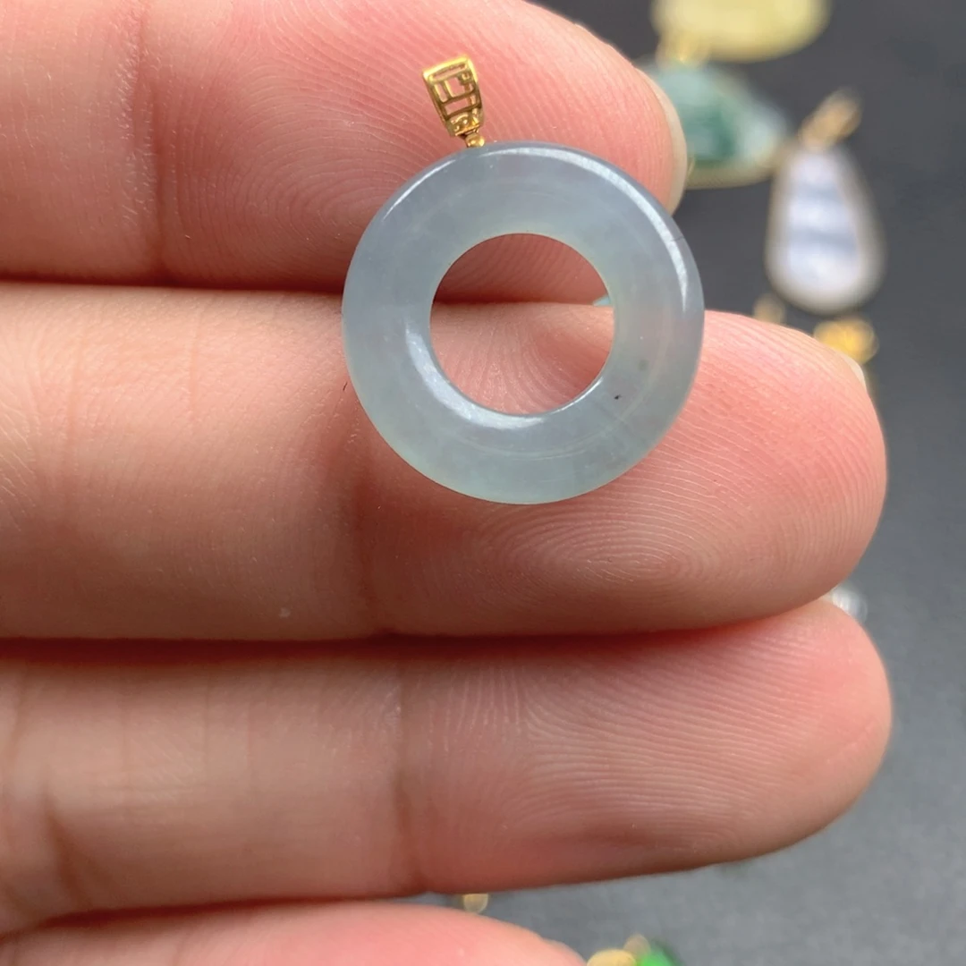 【闪购商品】颈饰18K金镶嵌翡翠翡翠