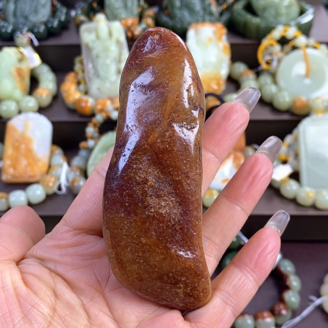 透闪石质玉未镶嵌把件