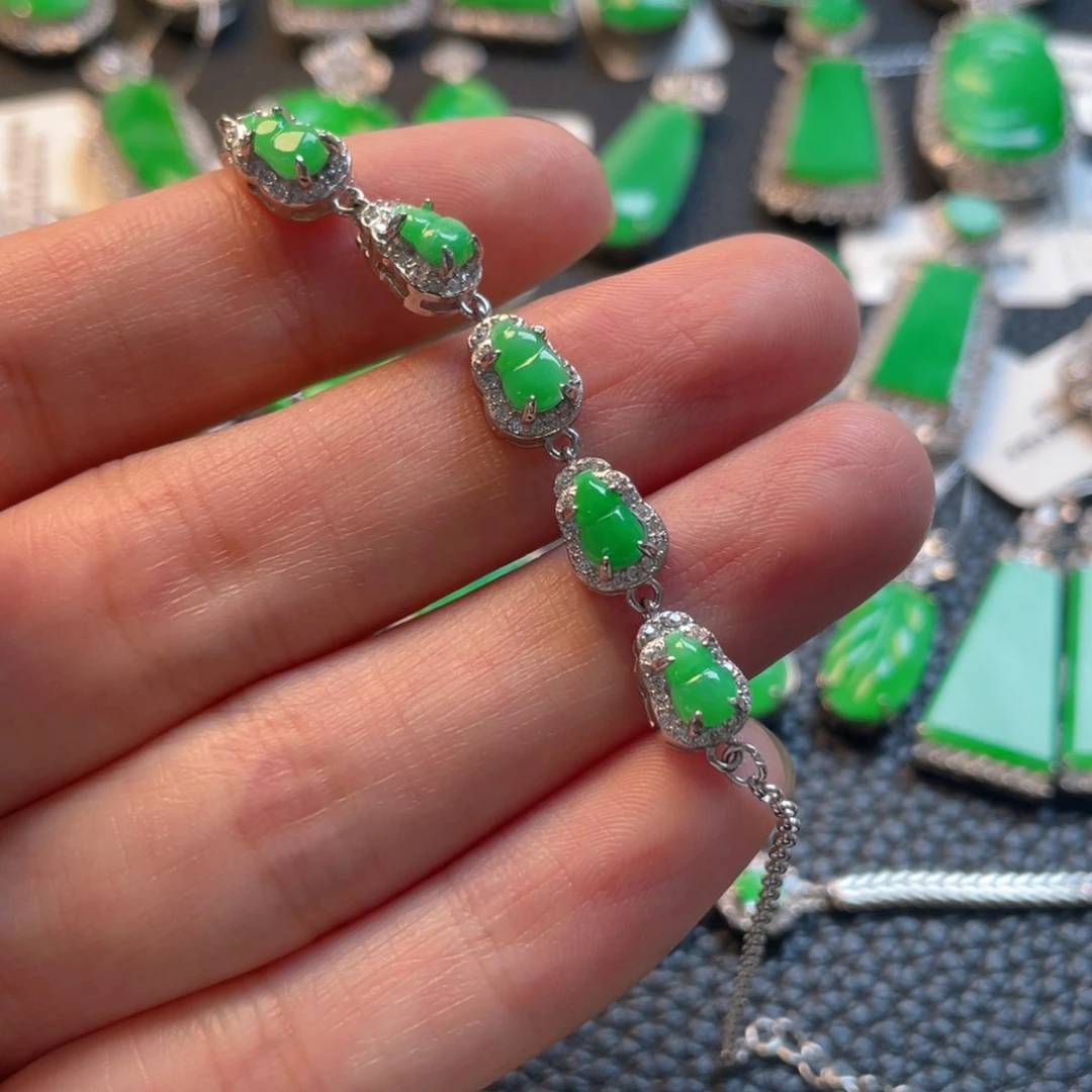 翡翠银S925镶嵌吊坠(不含链)手链