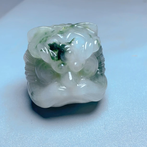 天山翠醒狮手把件饰品创意小摆件