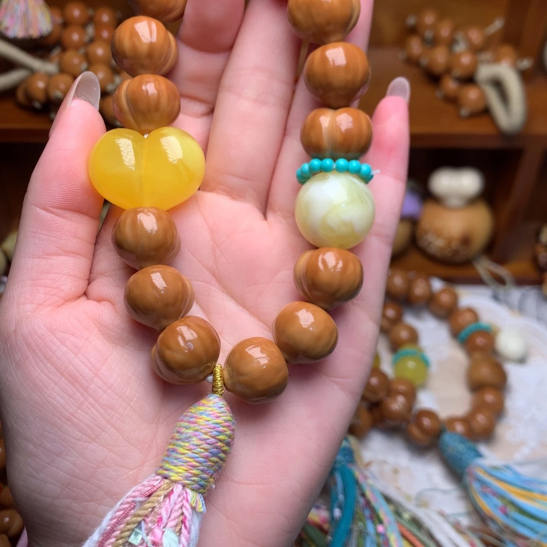 猴头核桃吊坠二代屁桃手持定制