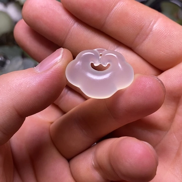 岫玉未镶嵌岫玉颈饰