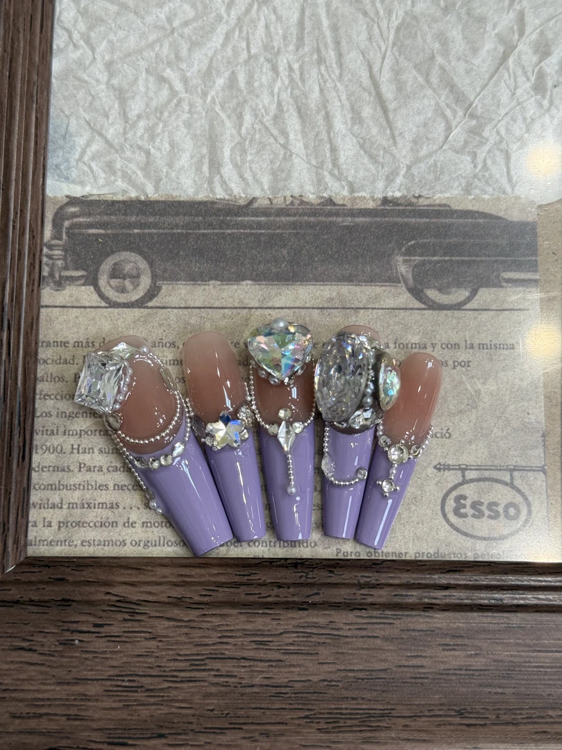 奶芙紫-有杏手工穿戴甲