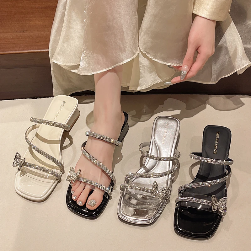 法式粗跟拖鞋女夏外穿2025新款仙女风时尚蝴蝶结水钻银色高跟凉鞋