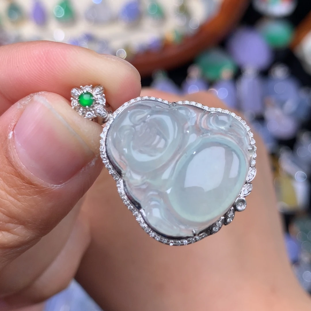 翡翠吊坠(不含链)18K金镶嵌