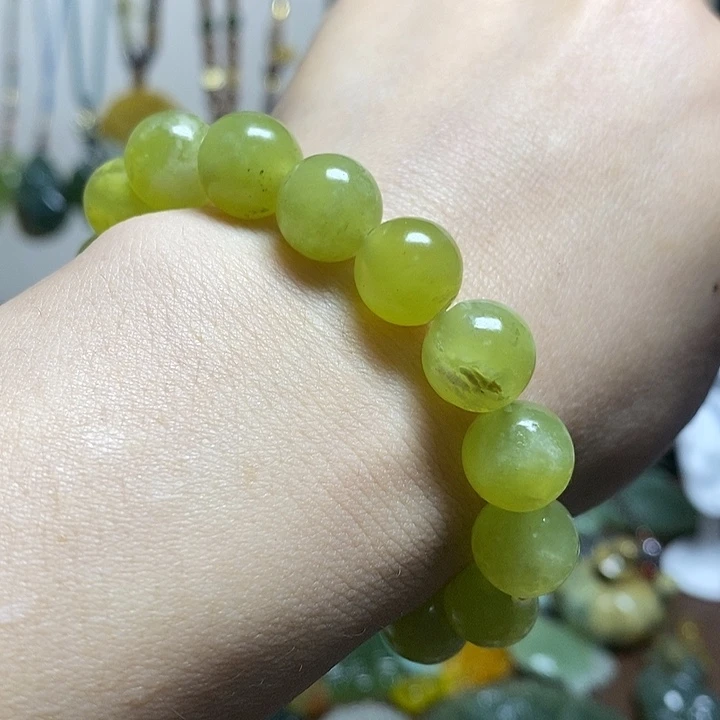 蛇纹石玉手串未镶嵌