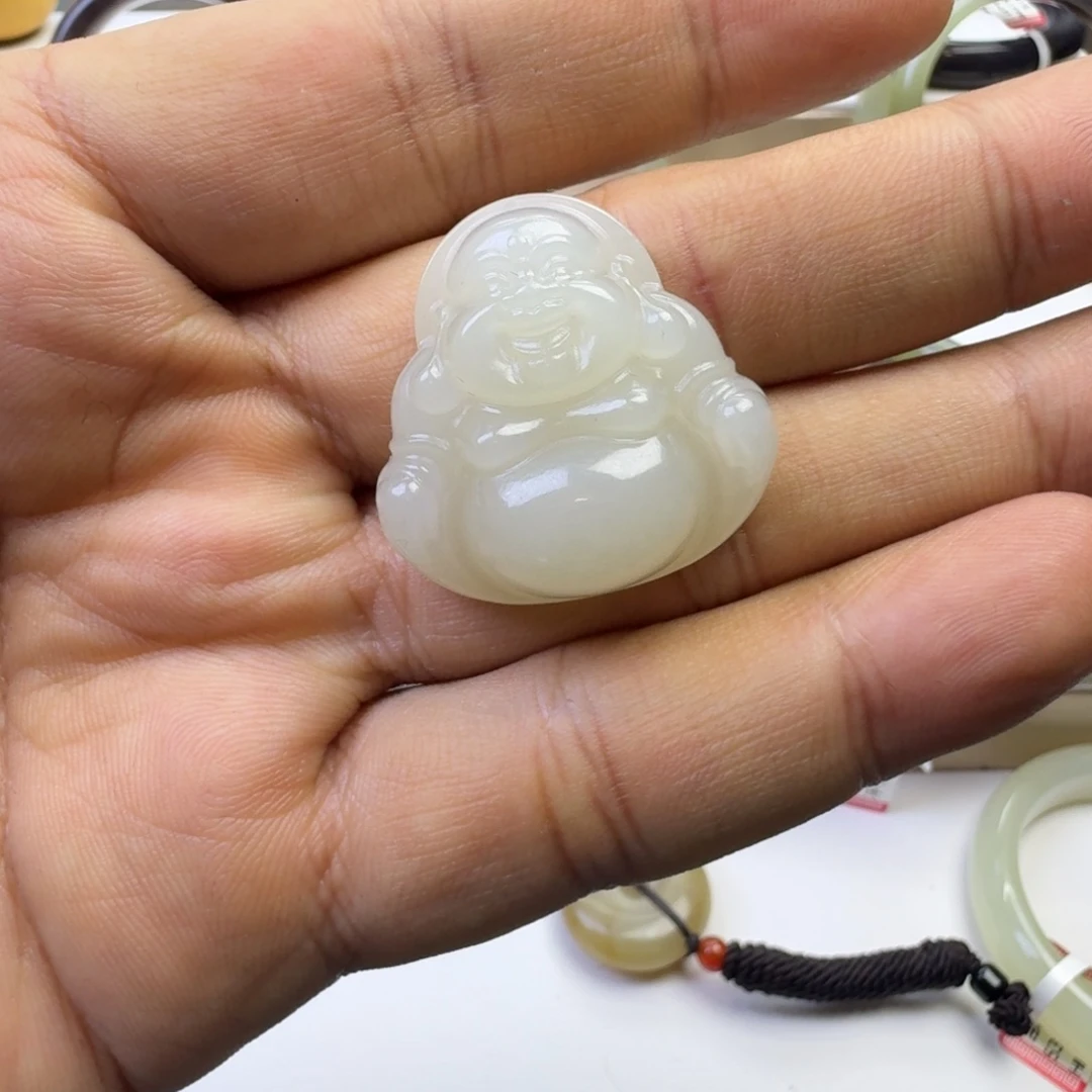 和田玉（糖玉）未镶嵌手镯