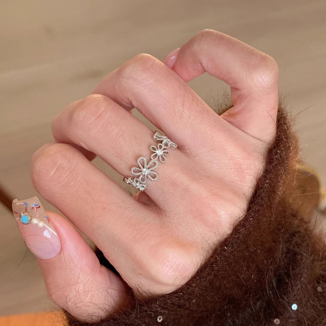 铜合金戒指 蕾丝花环镂空戒指女小众轻奢百搭高级感时尚精致指环