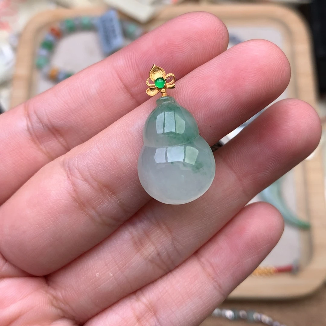 【闪购商品】18K金镶嵌挂件翡翠一