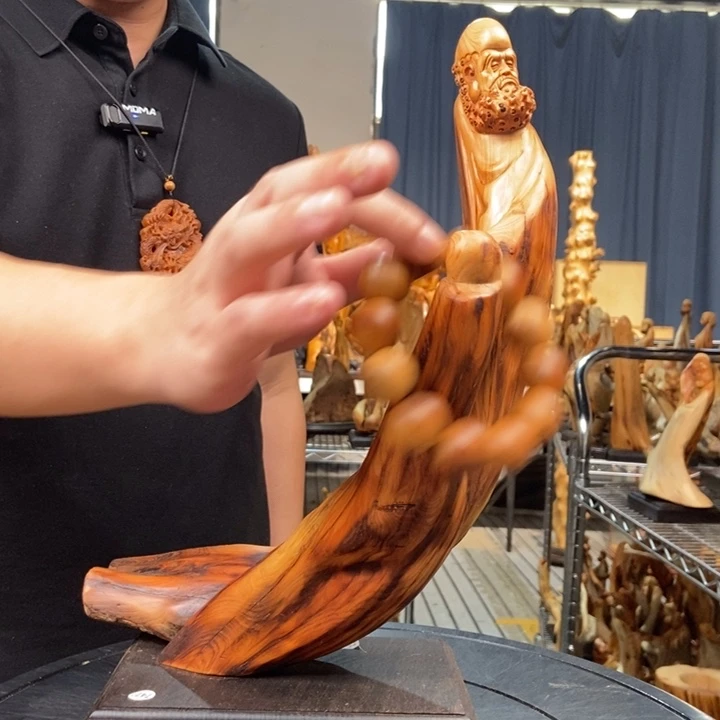 柏木(崖柏)随型摆件