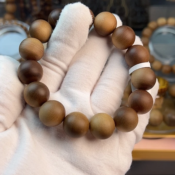 宝***叔檀香木1.5圆珠黑肉横纹