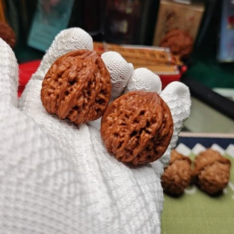 文玩核桃吊坠简*平谷凹底全品无修