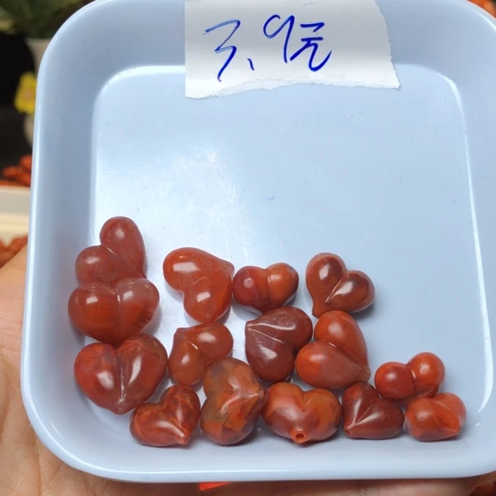 杨***淋南红玛瑙未镶嵌吊坠(不含链)