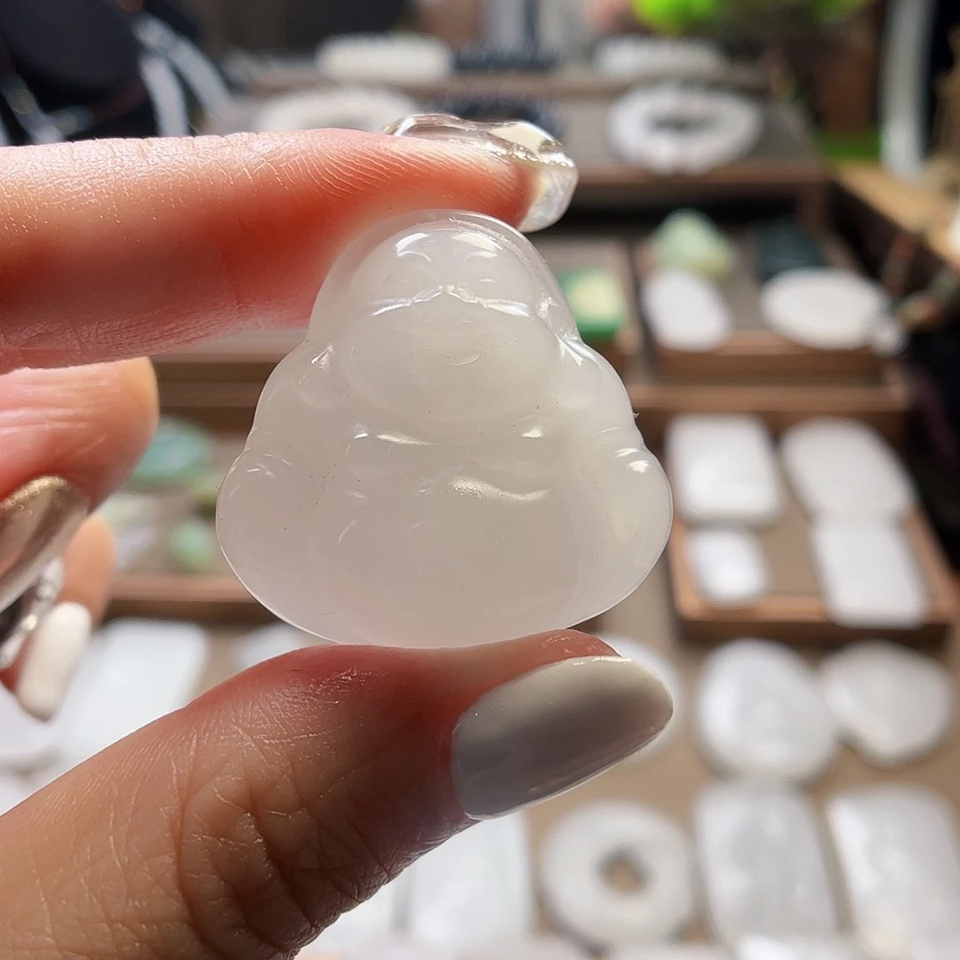 石英质玉（金丝玉）未镶嵌颈饰❄**.新疆金丝玉