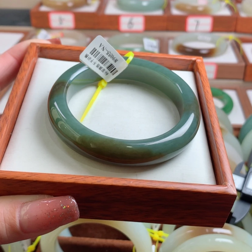【闪购商品】和田玉手镯未镶嵌55.4