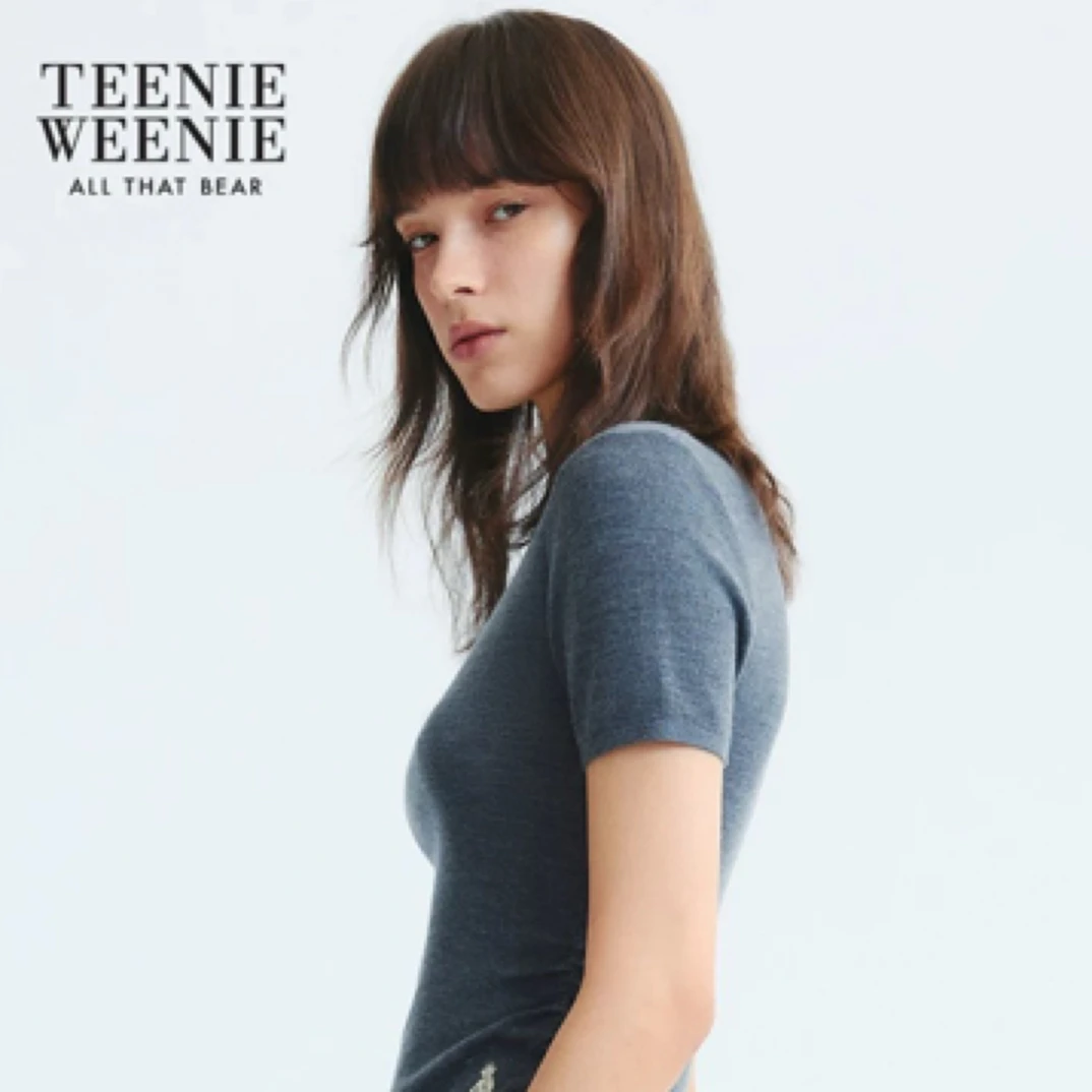 TeenieWeenie小熊女装25年秋新款半高领短袖TTKW253809W
