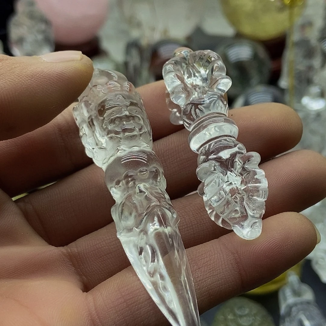 水晶摆件未镶嵌金*匙吊坠