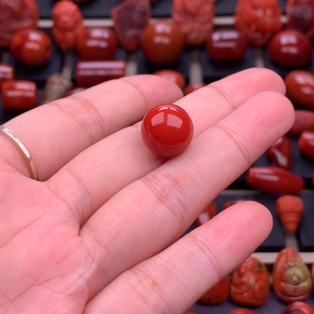 南红玛瑙未镶嵌保山圆珠13.2mm