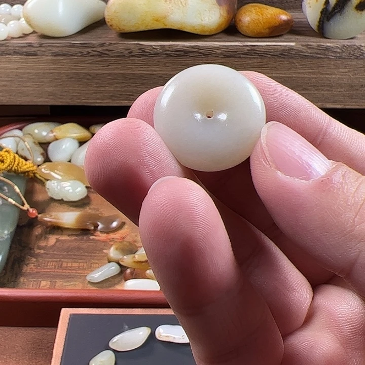 和田玉（糖玉）未镶嵌车挂