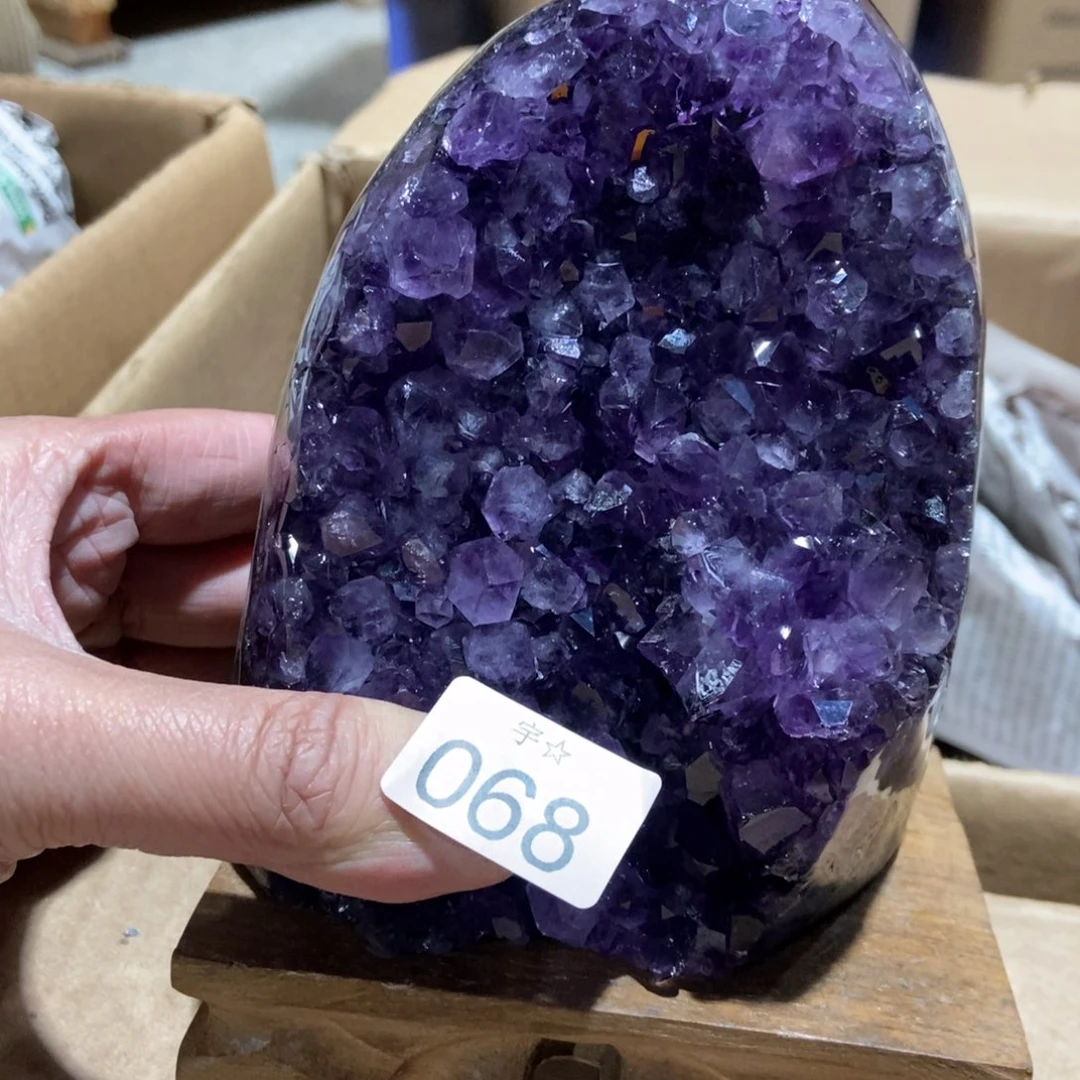 紫晶天然水晶摆件未镶嵌