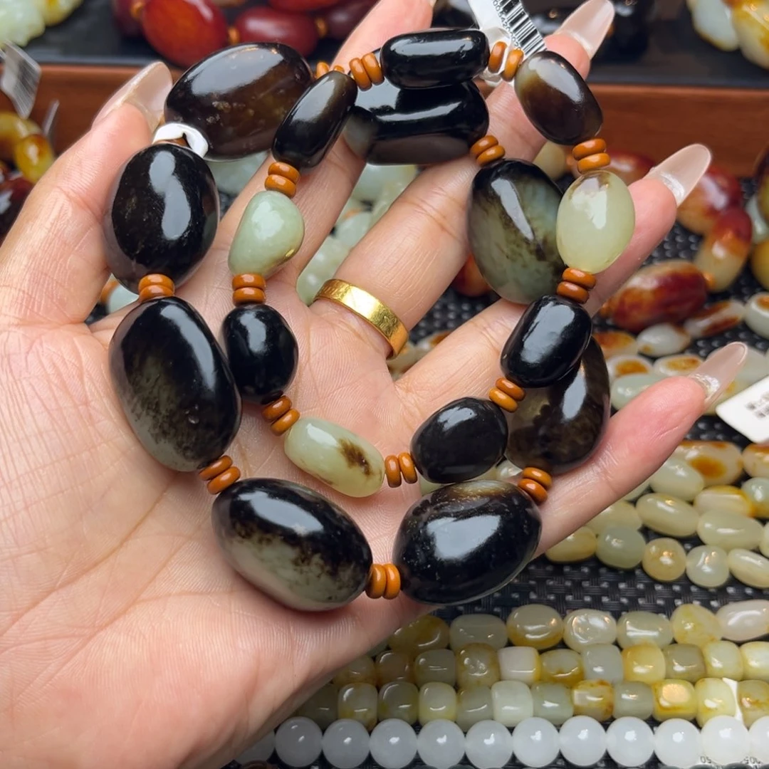 绿***山手链未镶嵌和田玉（糖玉）