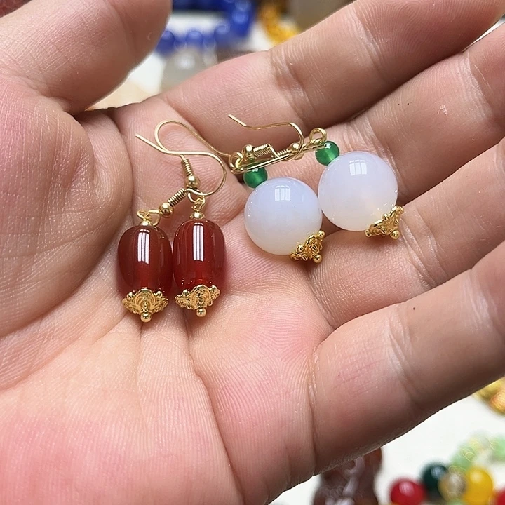玛瑙/玉髓颈饰合金