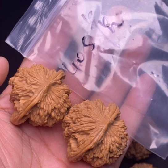 【闪购商品】吊坠文玩核桃虎头