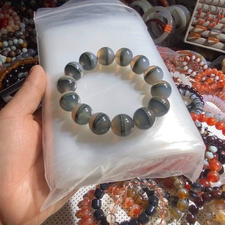 玛瑙/玉髓手串未镶嵌累***扛