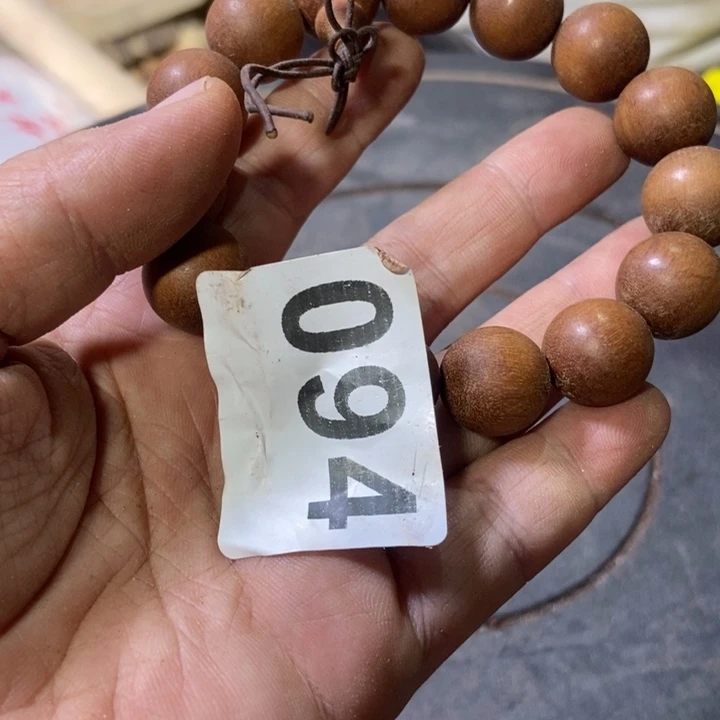 皓***里木成品微瑕福利放漏