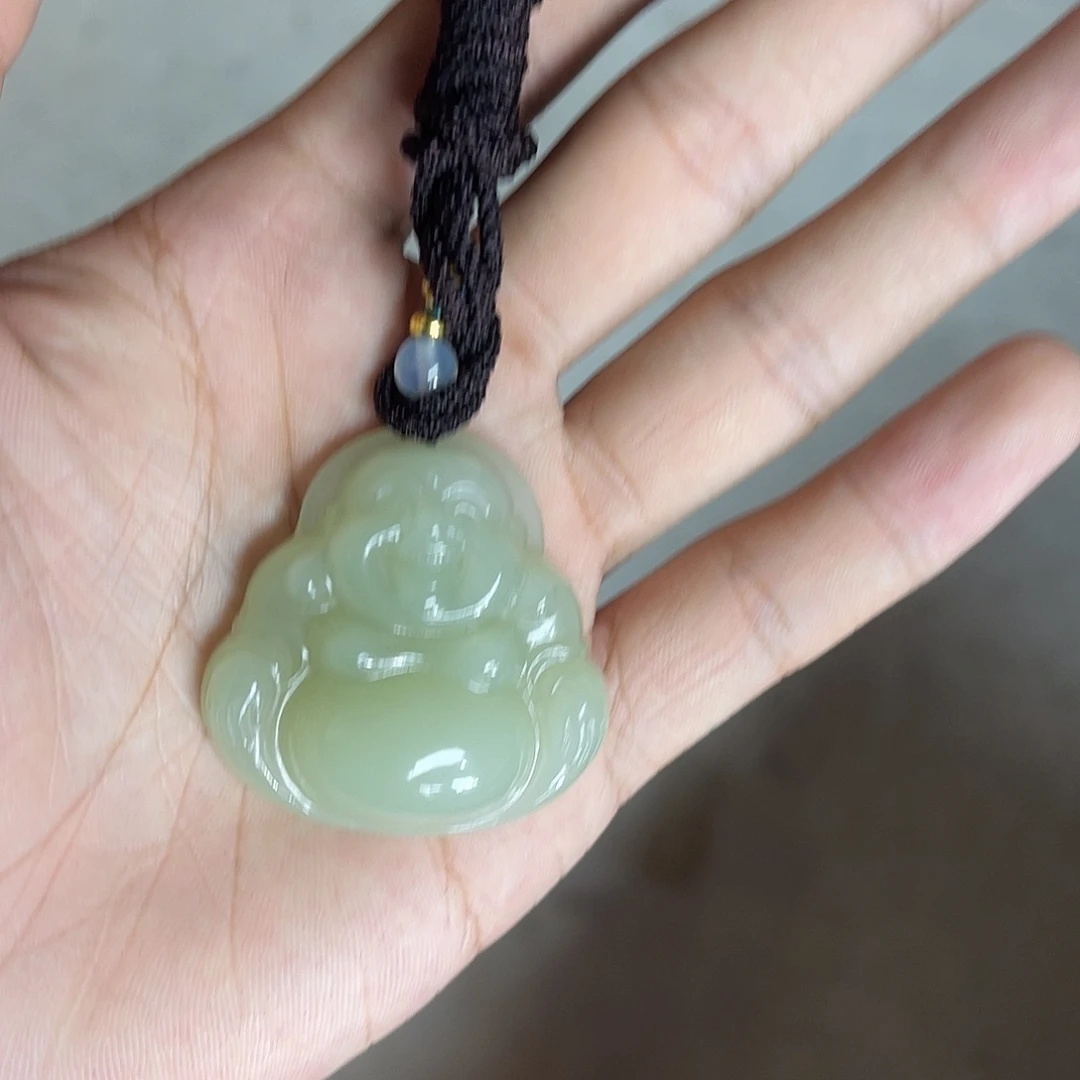薄***扣颈饰未镶嵌和田玉新疆且末钢板料40大佛公