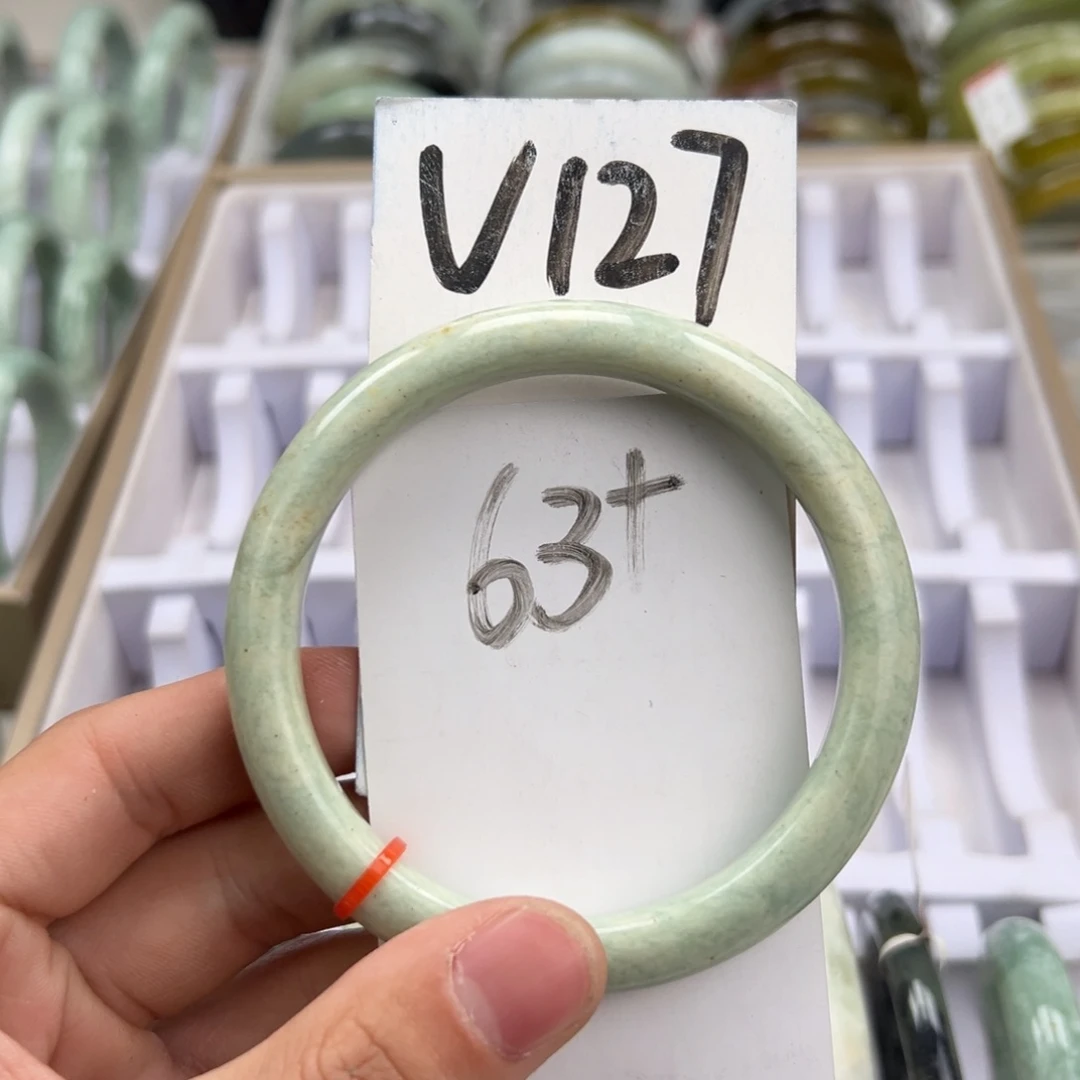 岫玉手镯未镶嵌天然岫玉
