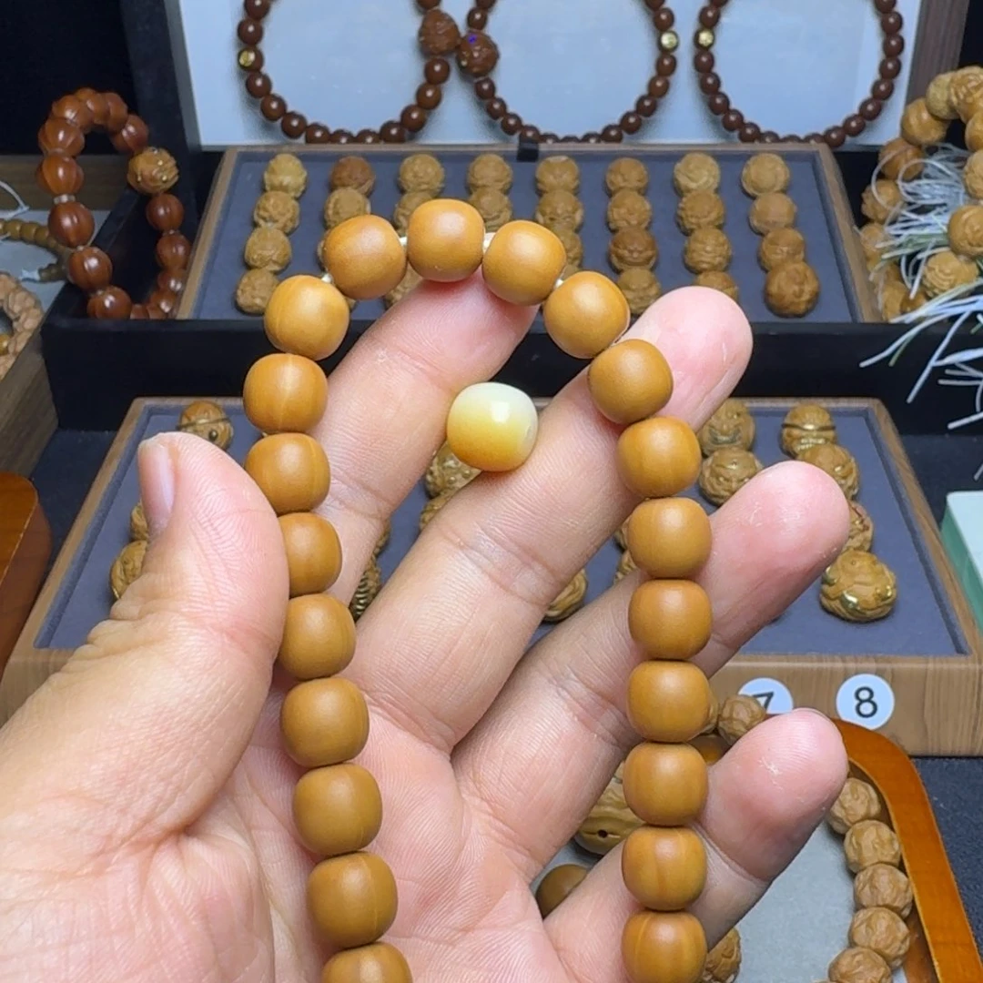 z***y手串/手链核桃微瑕老行