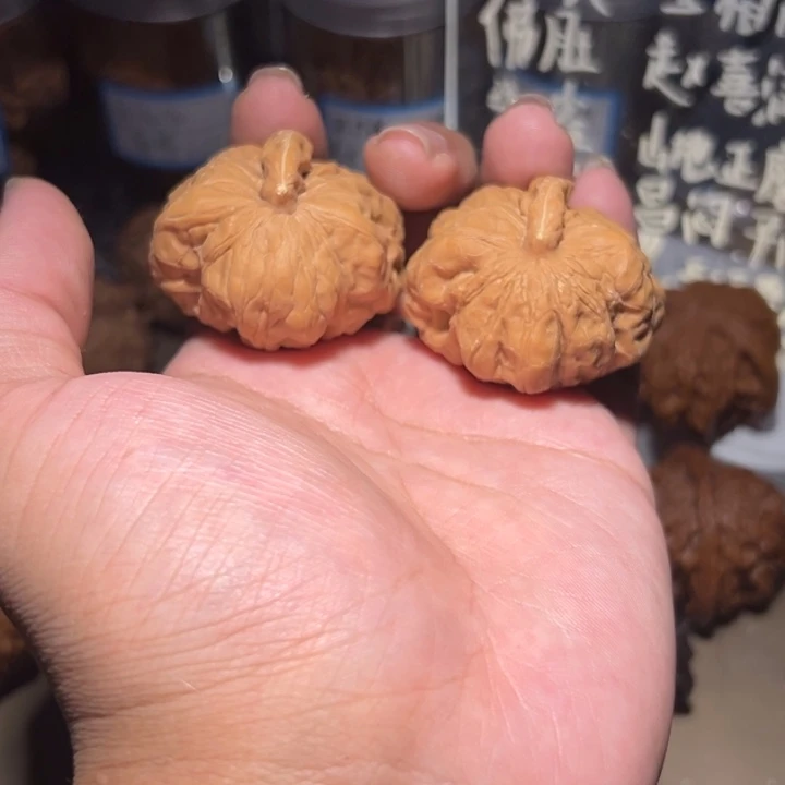 文玩核桃把件41.42一根筋蛤蟆