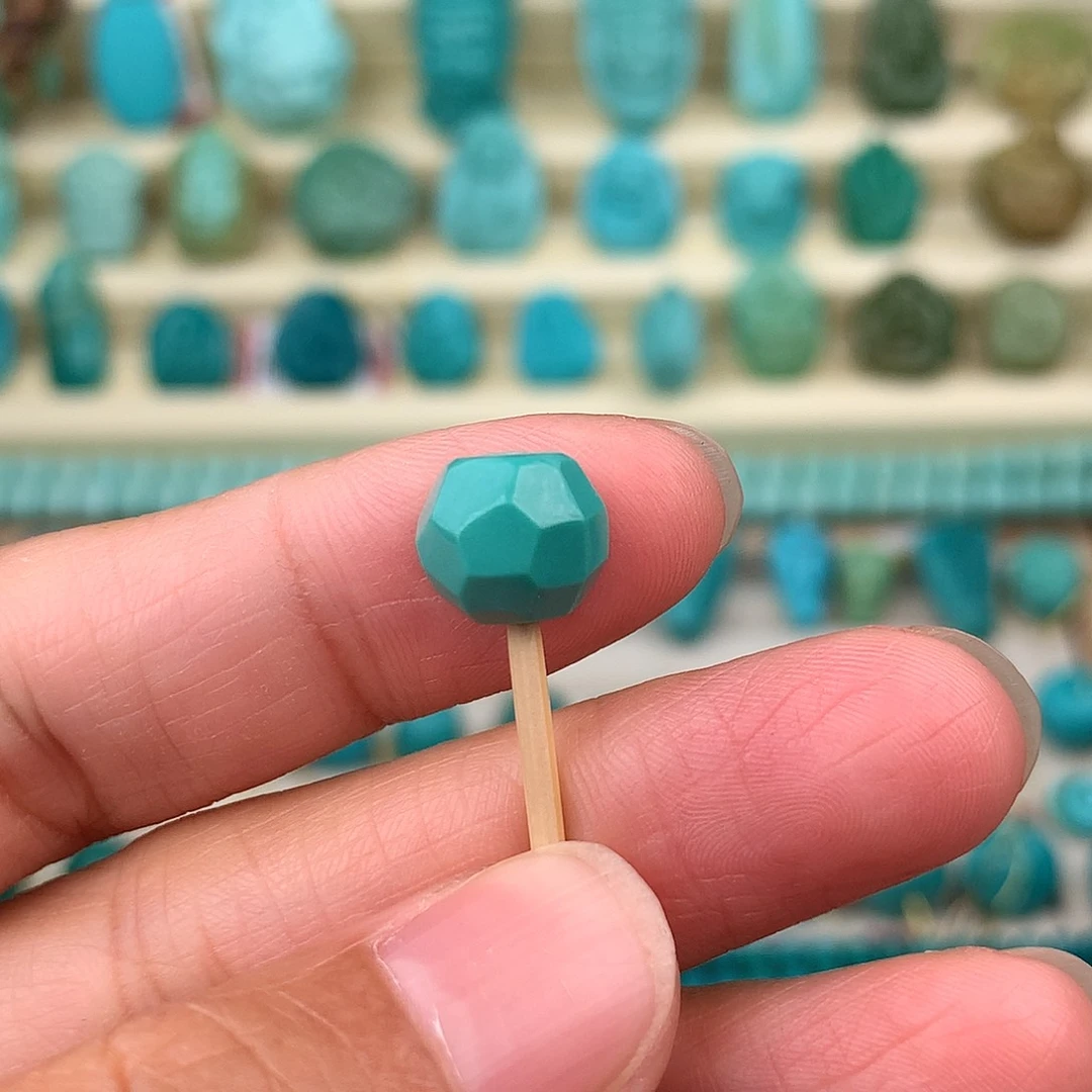 未镶嵌绿松石珠宝奇石9