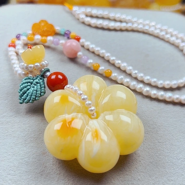 蜜蜡颈饰未镶嵌白蜡有钱花