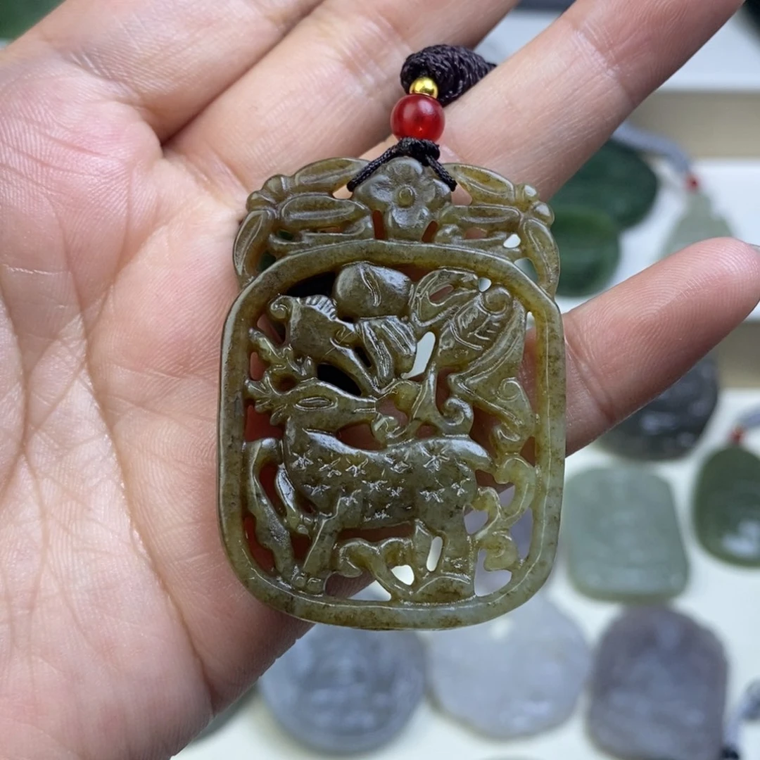 和田玉吊坠未镶嵌