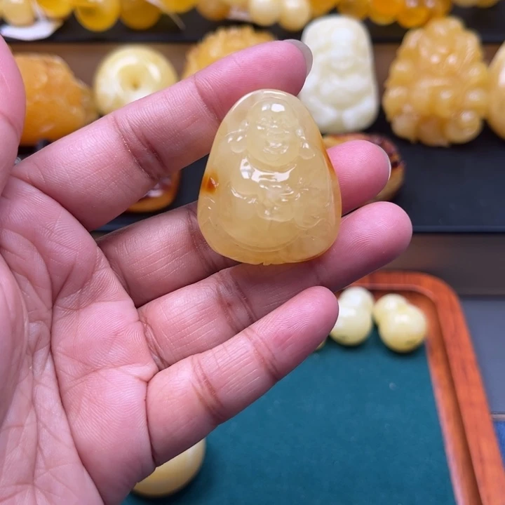 琥珀未镶嵌珠宝奇石M 26号弥勒佛