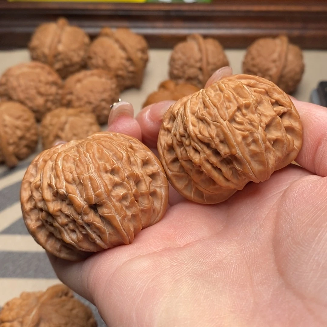 文玩核桃把件糖*官磨盘43 S16号