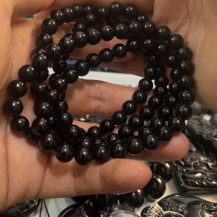 吊坠(不含链)未镶嵌翡翠卡8左右