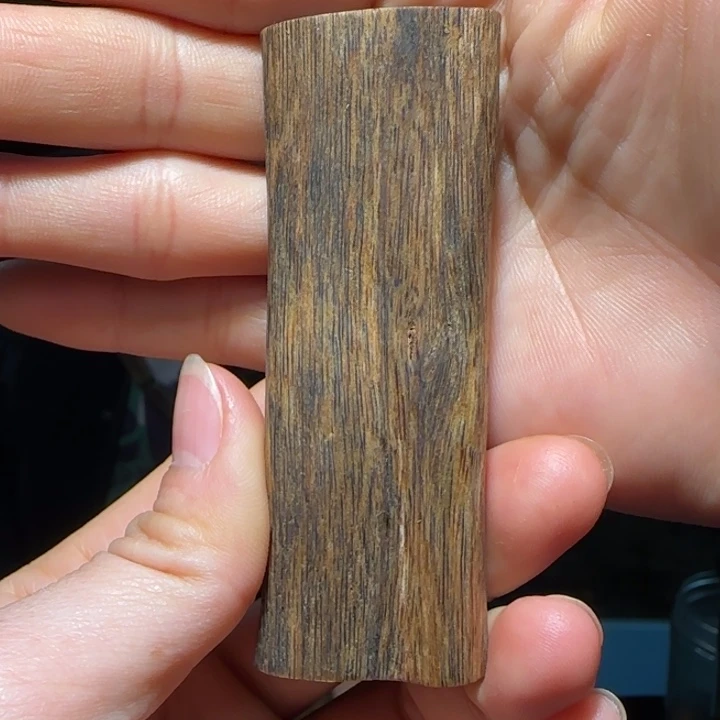 沉香吊坠白露吊坠16.8克