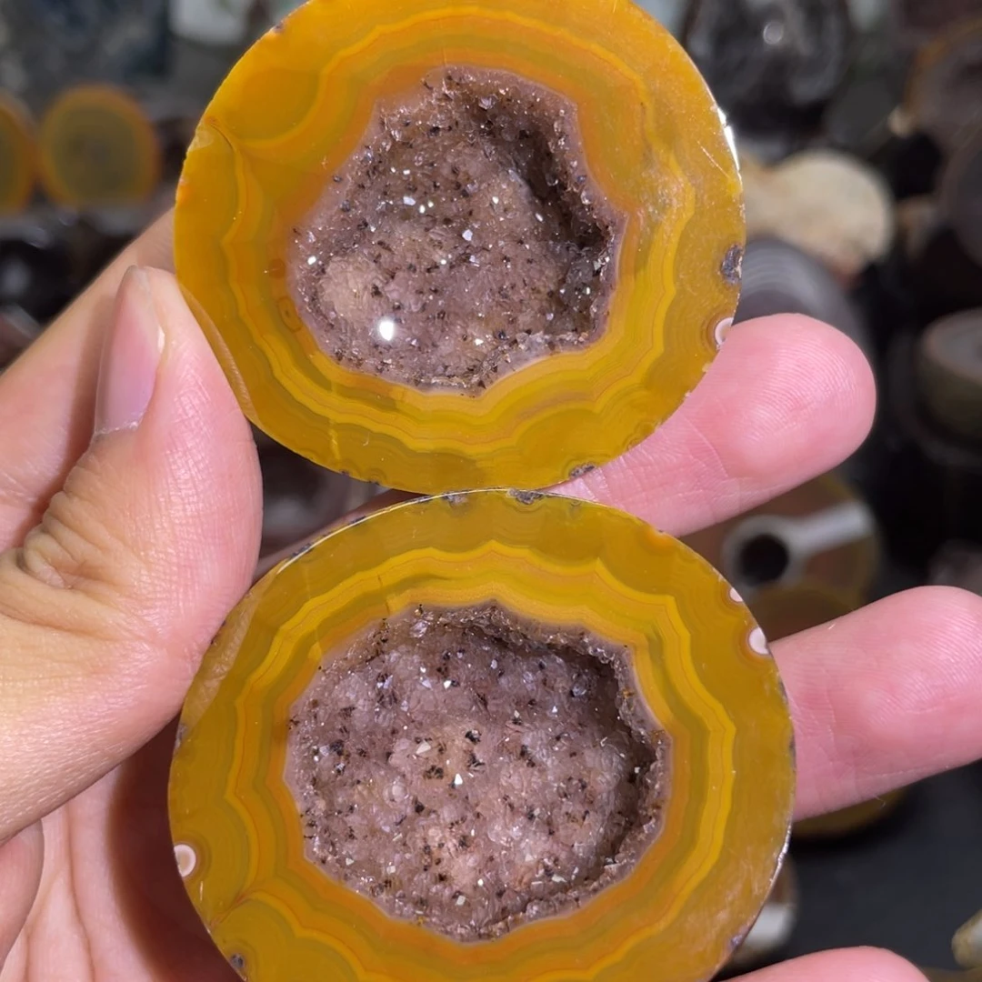 未镶嵌水晶大型摆件（非配饰）