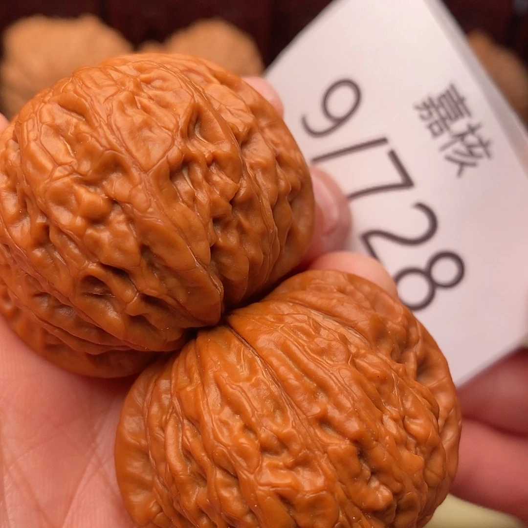 爱***胖文玩核桃把件40铁窗妹妹