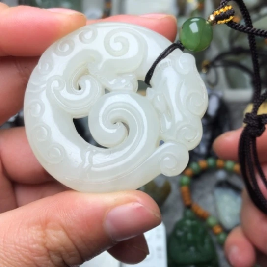 和田玉挂件未镶嵌