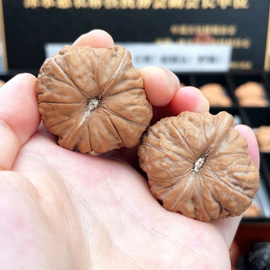 把件文玩核桃开播福利对一口价39尺小球瓜近正肩3910