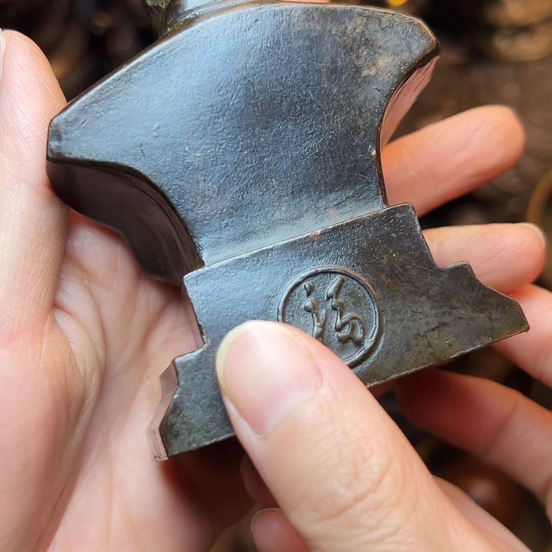 精美铜器工艺品等